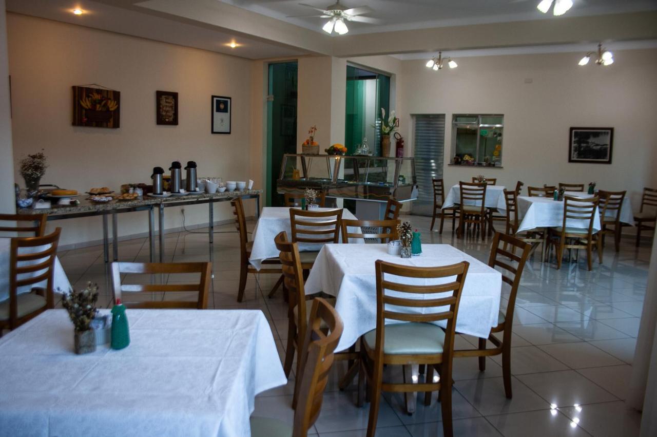 Apart Hotel Agua Limpa Prados Ngoại thất bức ảnh